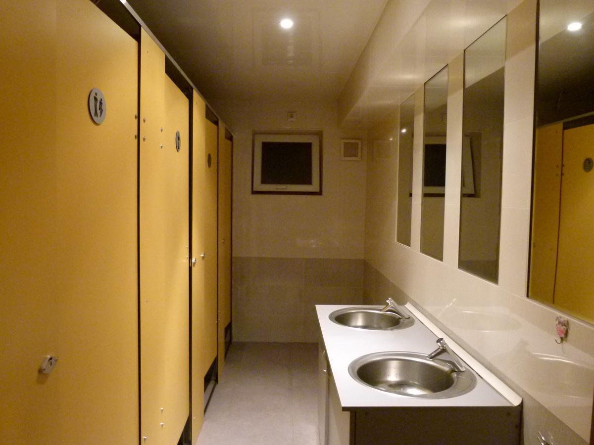 Why Me Eco-Friendly Hostel 트빌리시 외부 사진
